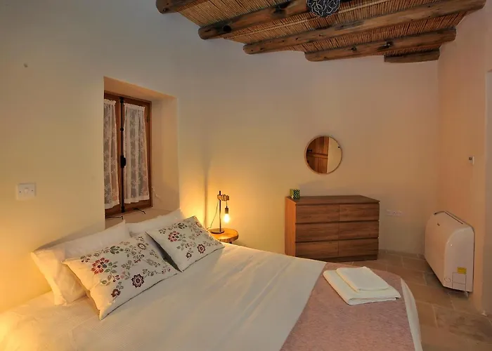 Pentasino Traditional House Aparthotel Agios Theodoros