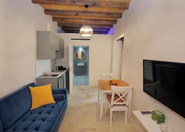 Pentasino Traditional House Aparthotel 4*