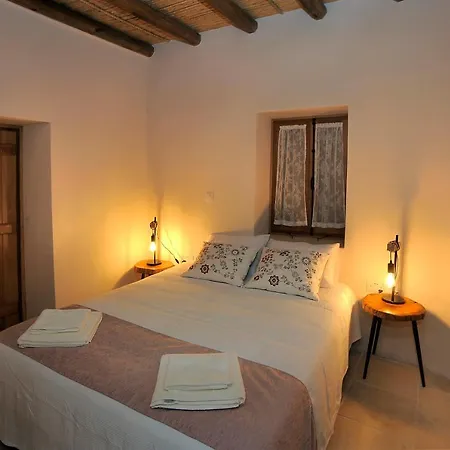 Pentasino Traditional House Aparthotel 4*