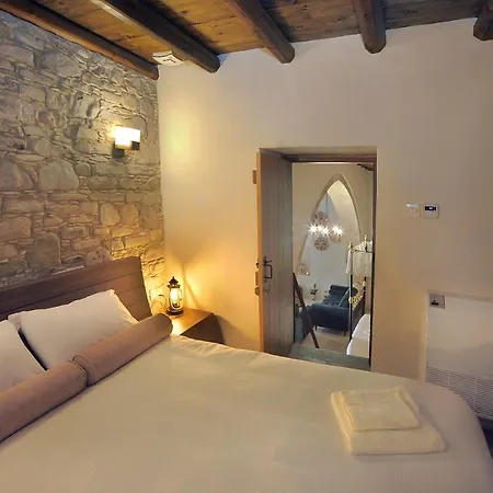 Pentasino Traditional House 4* Agios Theodoros