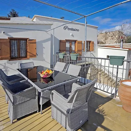 Pentasino Traditional House 4* Agios Theodoros