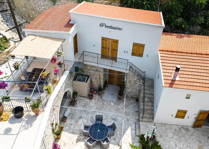 Aparthotel Pentasino Traditional House 4*